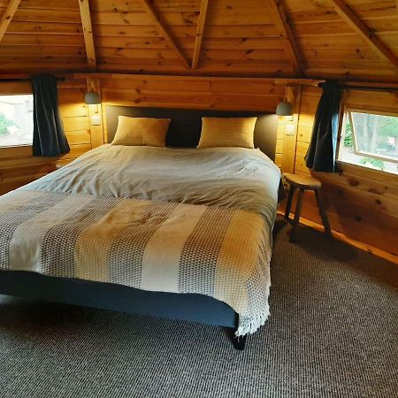 La Cabane De L'Atelier Bomal Екстериор снимка