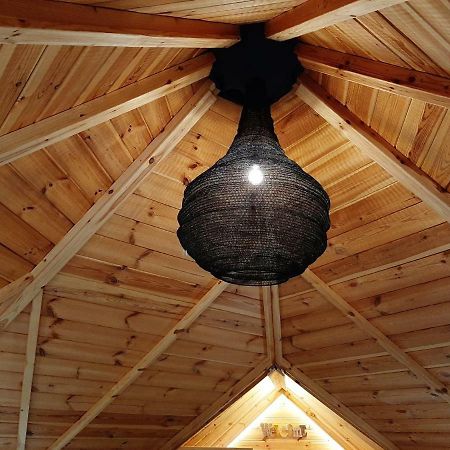 La Cabane De L'Atelier Bomal Екстериор снимка