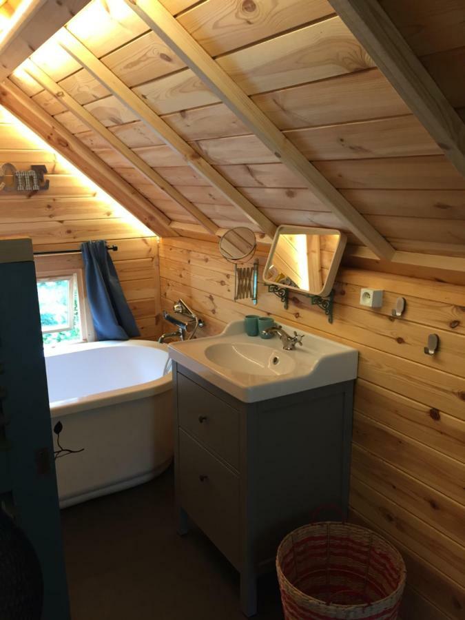 La Cabane De L'Atelier Bomal Екстериор снимка
